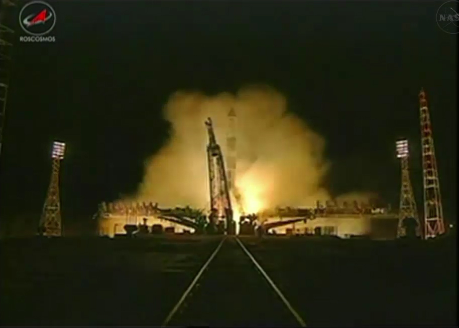 Russia Launches Robot Cargo Ship to Space Station